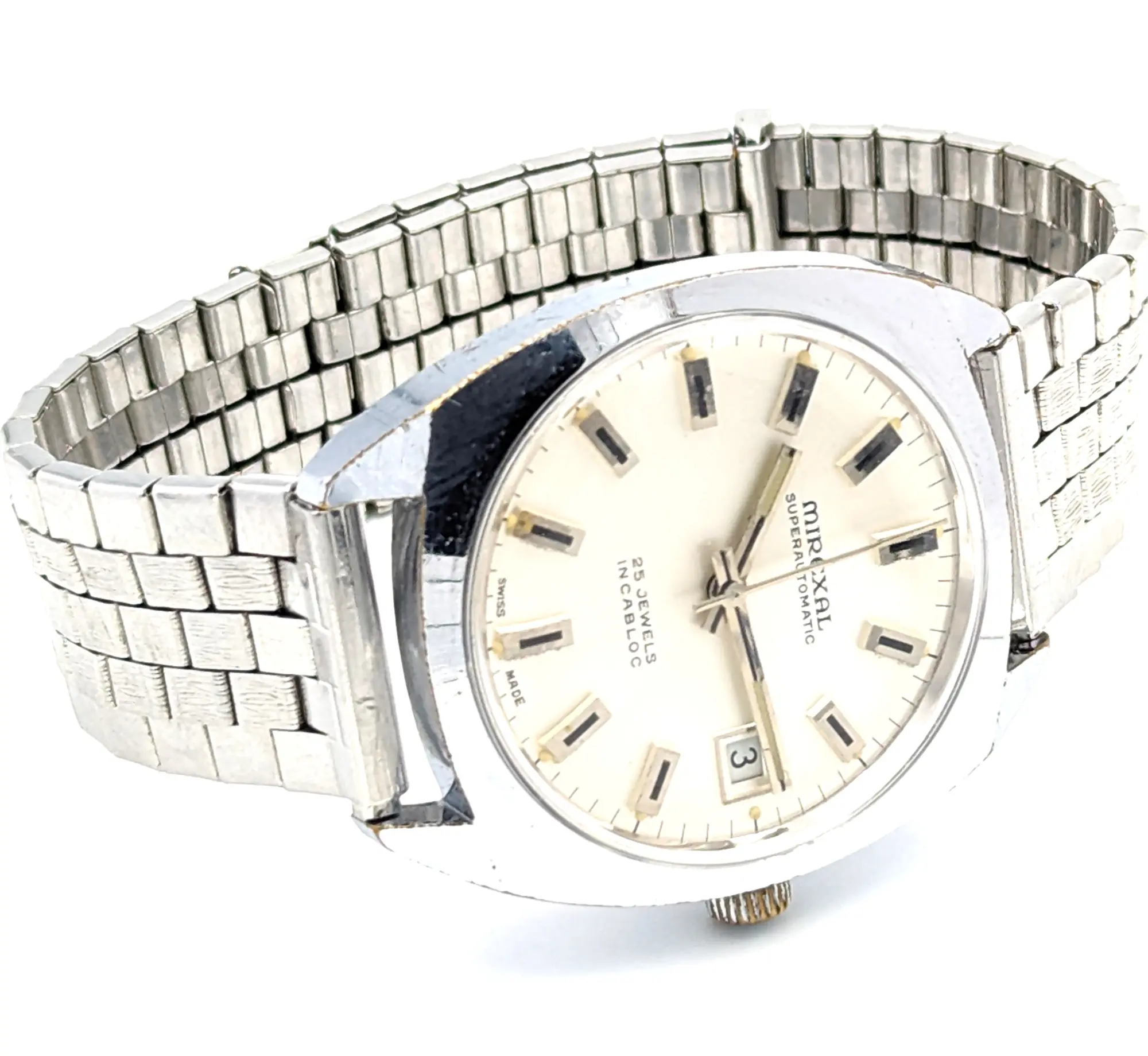 ca. + CHF 350 You will have a new watch, Rechromed